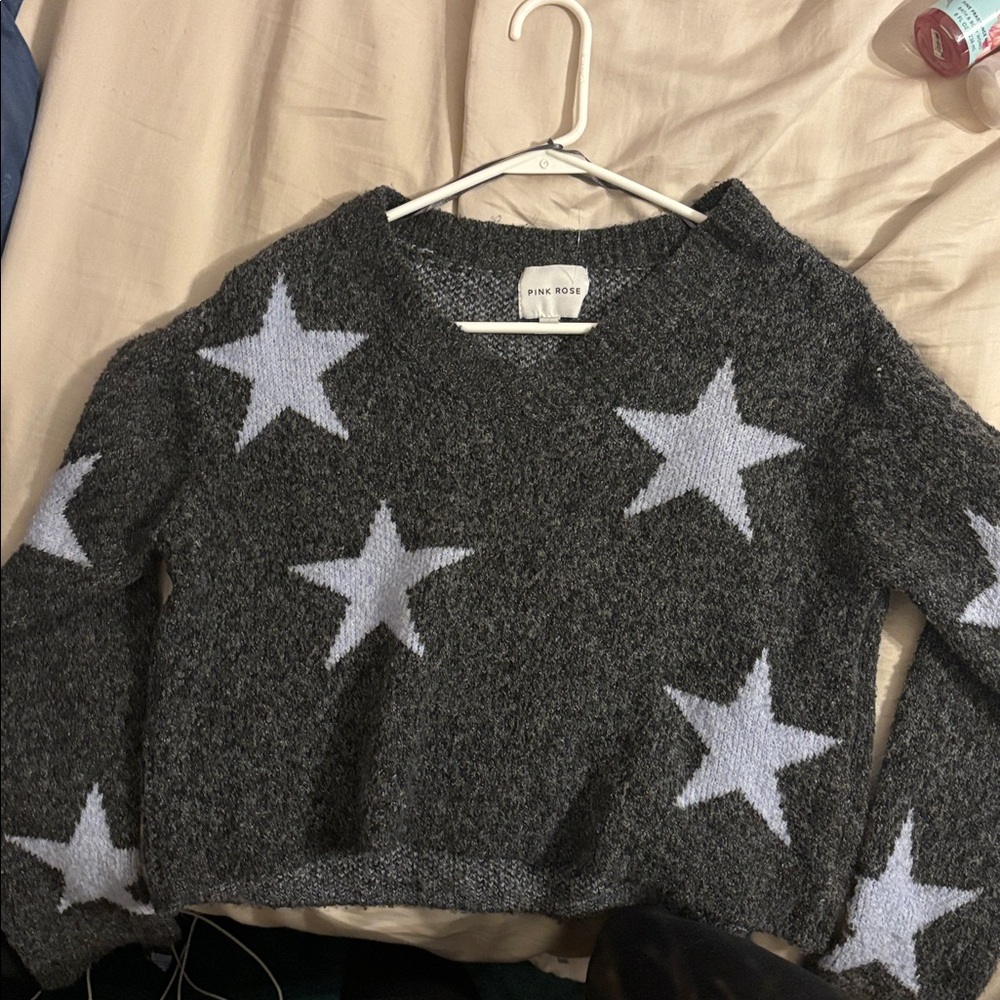 Charcoal cropped Sweater with light blue stars